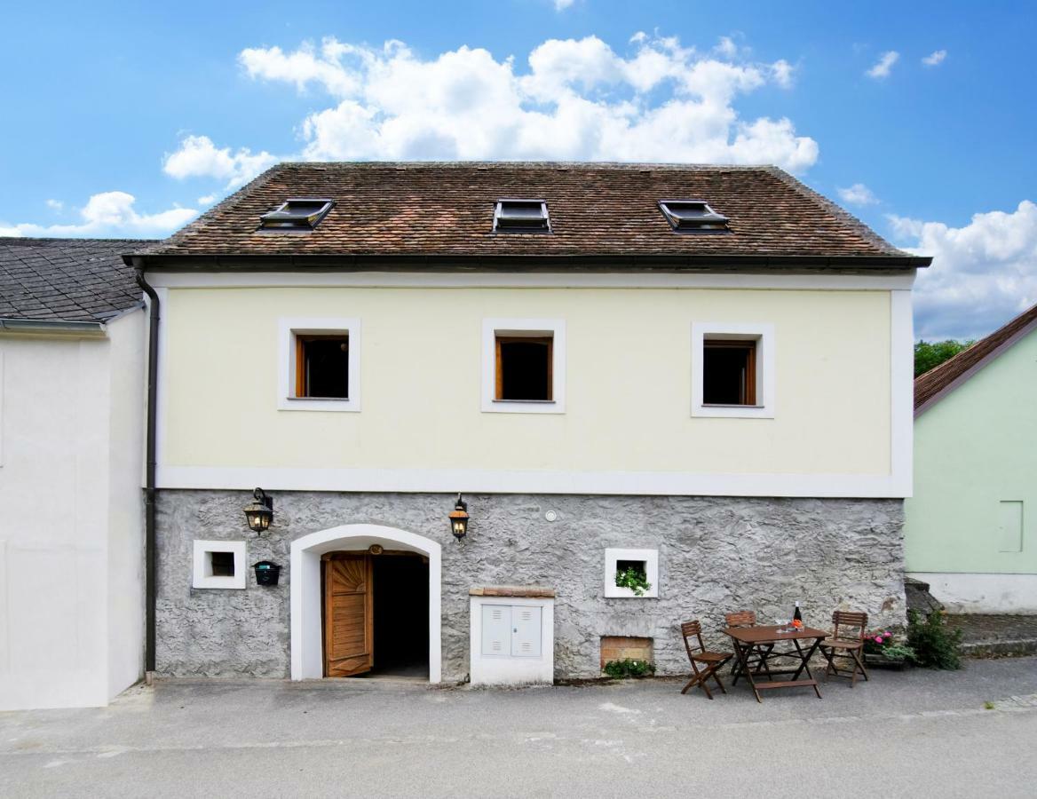 Weinkellerurlaub Roeschitz Villa Roggendorf Екстериор снимка
